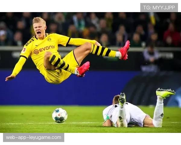 哈兰德的无球移动成为曼城进攻的关键，哈兰德和曼城